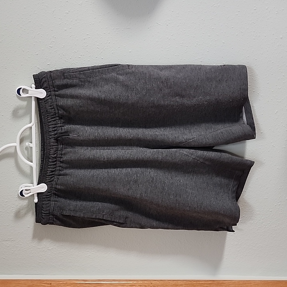 Gray sweatpants shorts with pockets